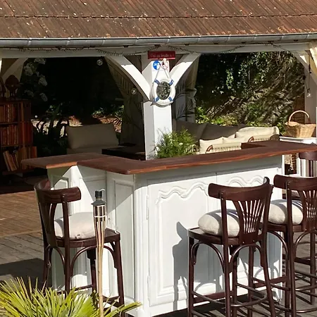 Hébergement de vacances Le Jardin Secret Du Dr Papertian *