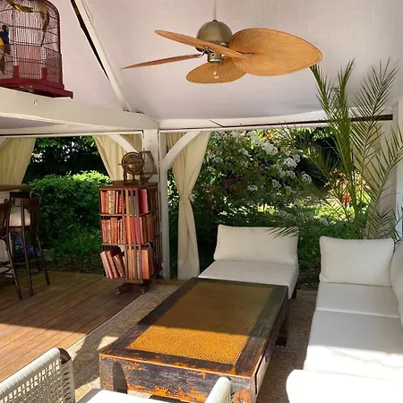 Hébergement de vacances Le Jardin Secret Du Dr Papertian