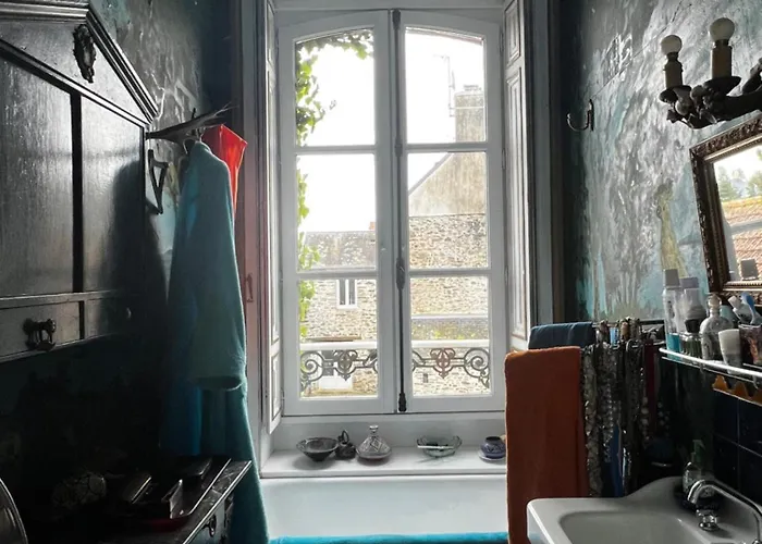 Hébergement de vacances Le Jardin Secret Du Dr Papertian Saint-Clair-sur-l'Elle